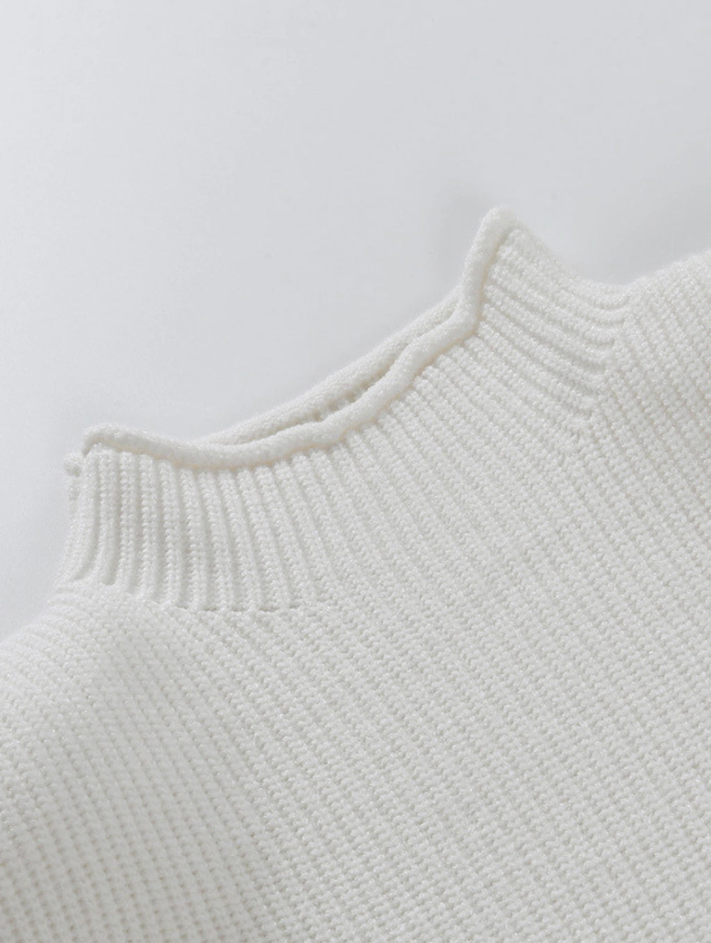 Blusa Casual de Tricô Gola Alta