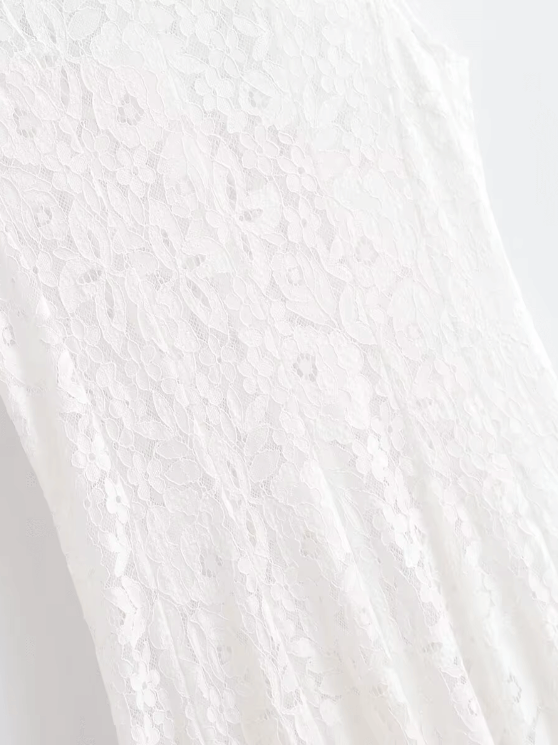 Vestido Feminino Midi de Renda Branco Gola Alta sem Mangas – Florença