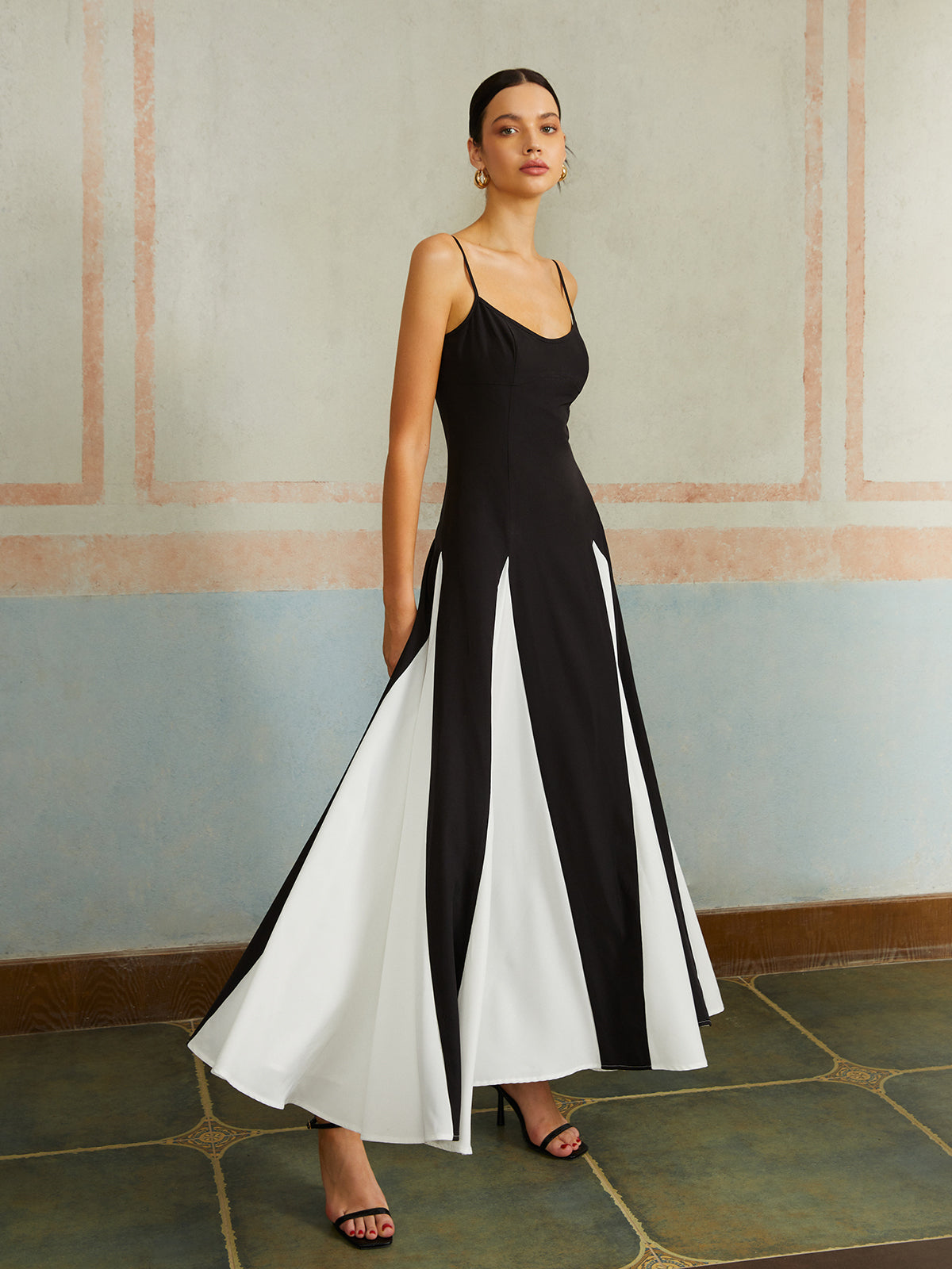 Vestido Longo com Alças Finas - Classic