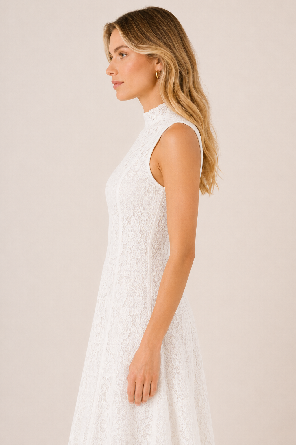 Vestido Feminino Midi de Renda Branco Gola Alta sem Mangas – Florença
