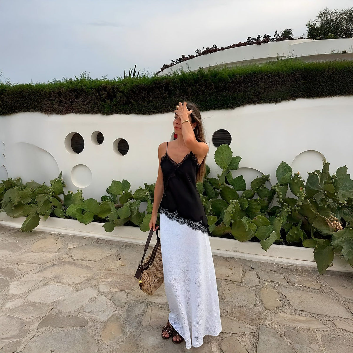 Top de Alça com Renda Acetinada – Éclat