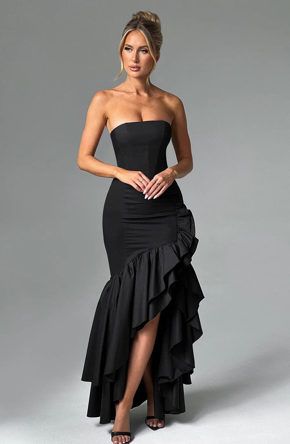 Vestido Feminino Longo com Fenda e Babados Tomara que Caia – Riviera
