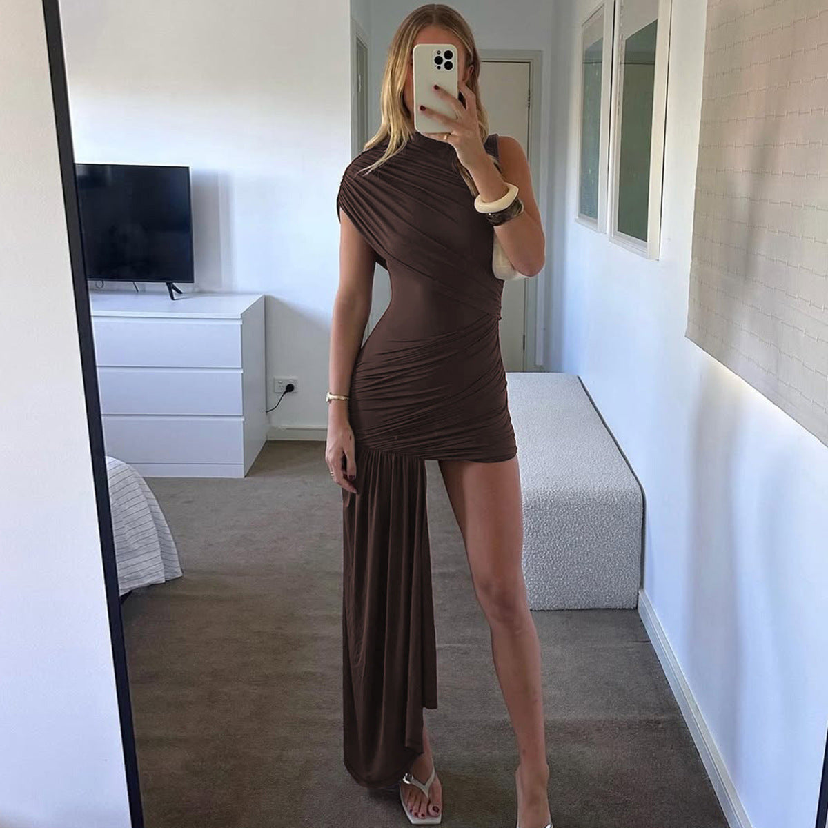Vestido Curto de Festa com Fenda - Noir Flow