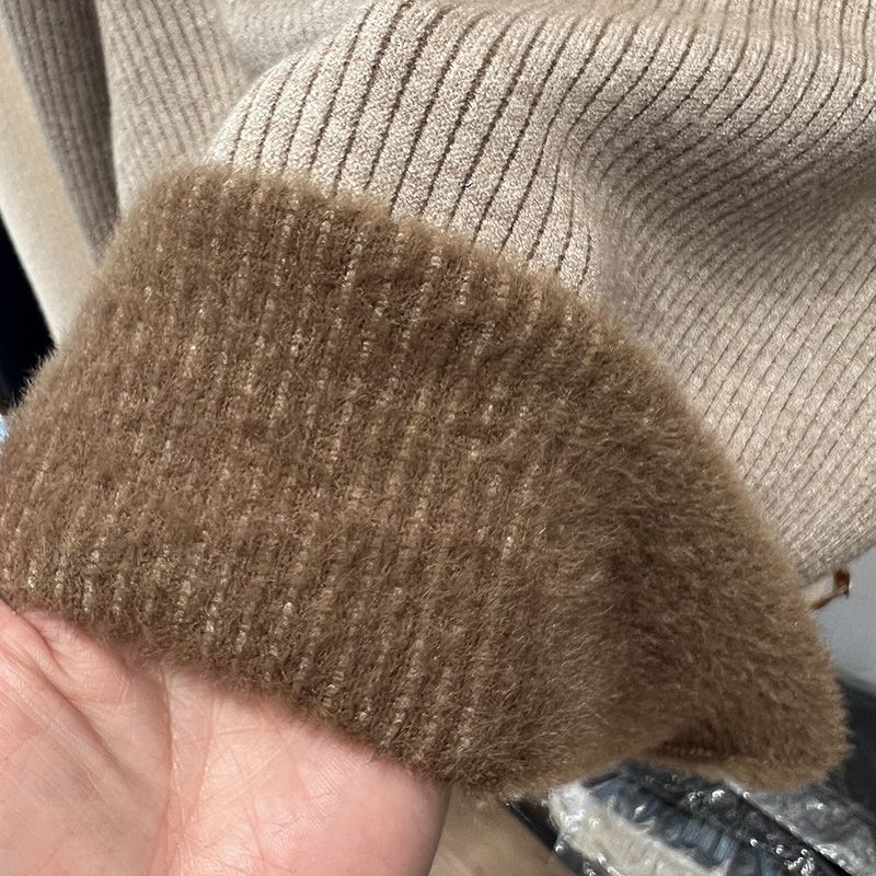 suéter renner suéter peluciado suéter forrado em lã suéter feminino riachuelo suéter feminino peluciado suéter feminino estiloso suéter feminino Suéter sueter peluciado feminino gola alta