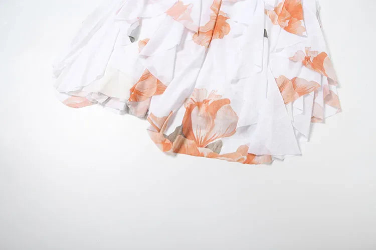 Vestido Curto com Estampa Floral - Bella