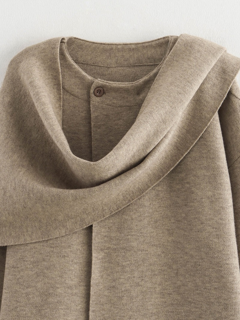 Casaco Assimétrico com Cachecol