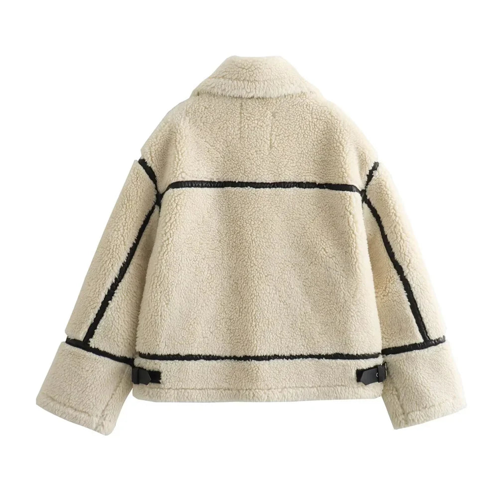 Jaqueta Feminina Peluciada Teddy com Detalhes em Couro – Oslo