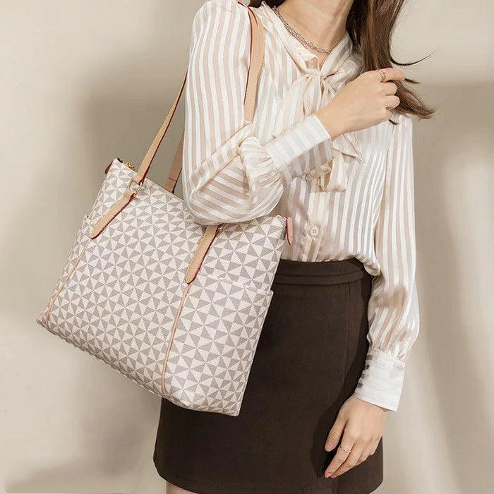 Bolsa Feminina em Couro - Giovanna