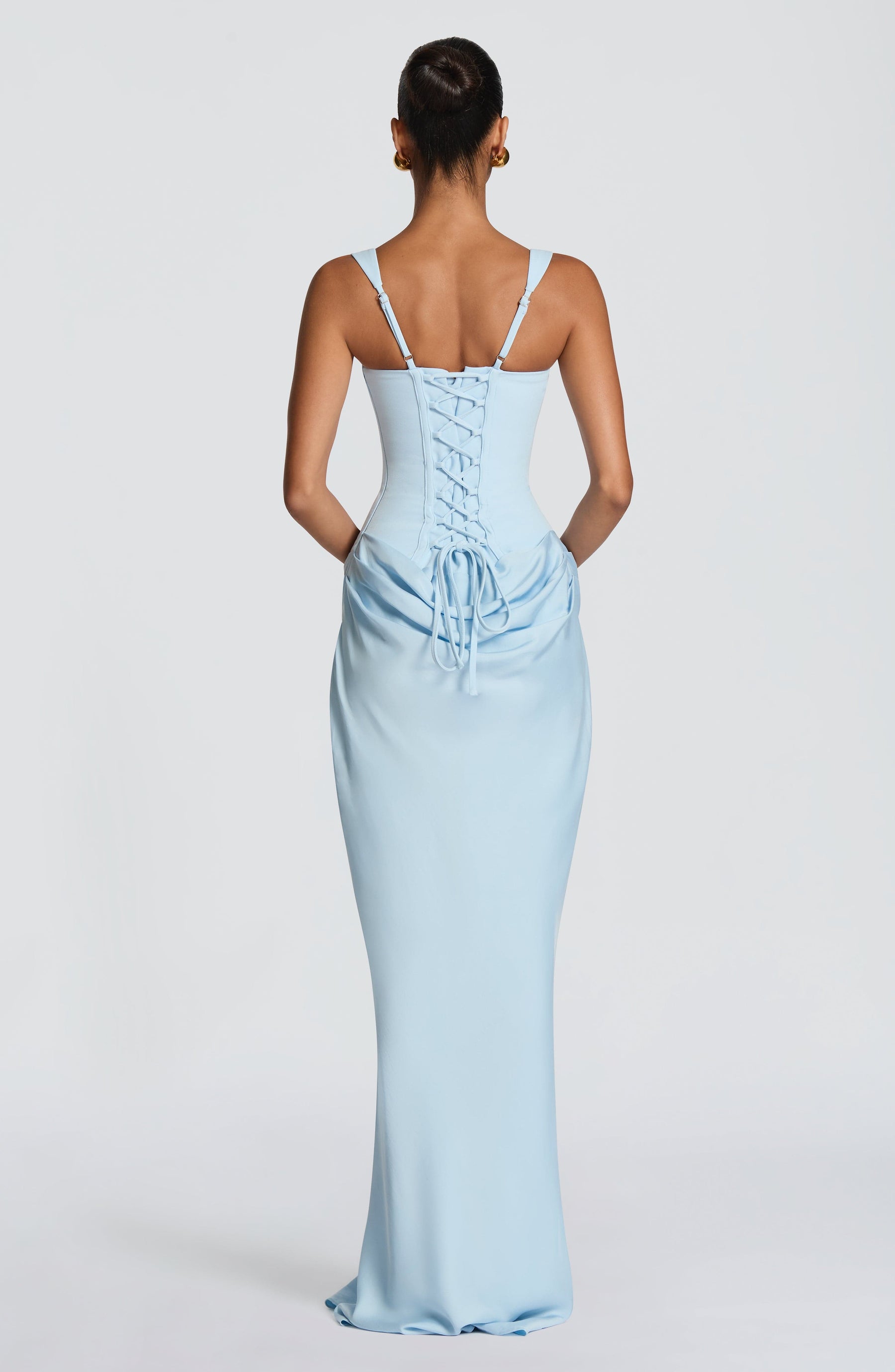 Vestido Feminino Longo com Corselet Estruturado e Decote Quadrado – Mia