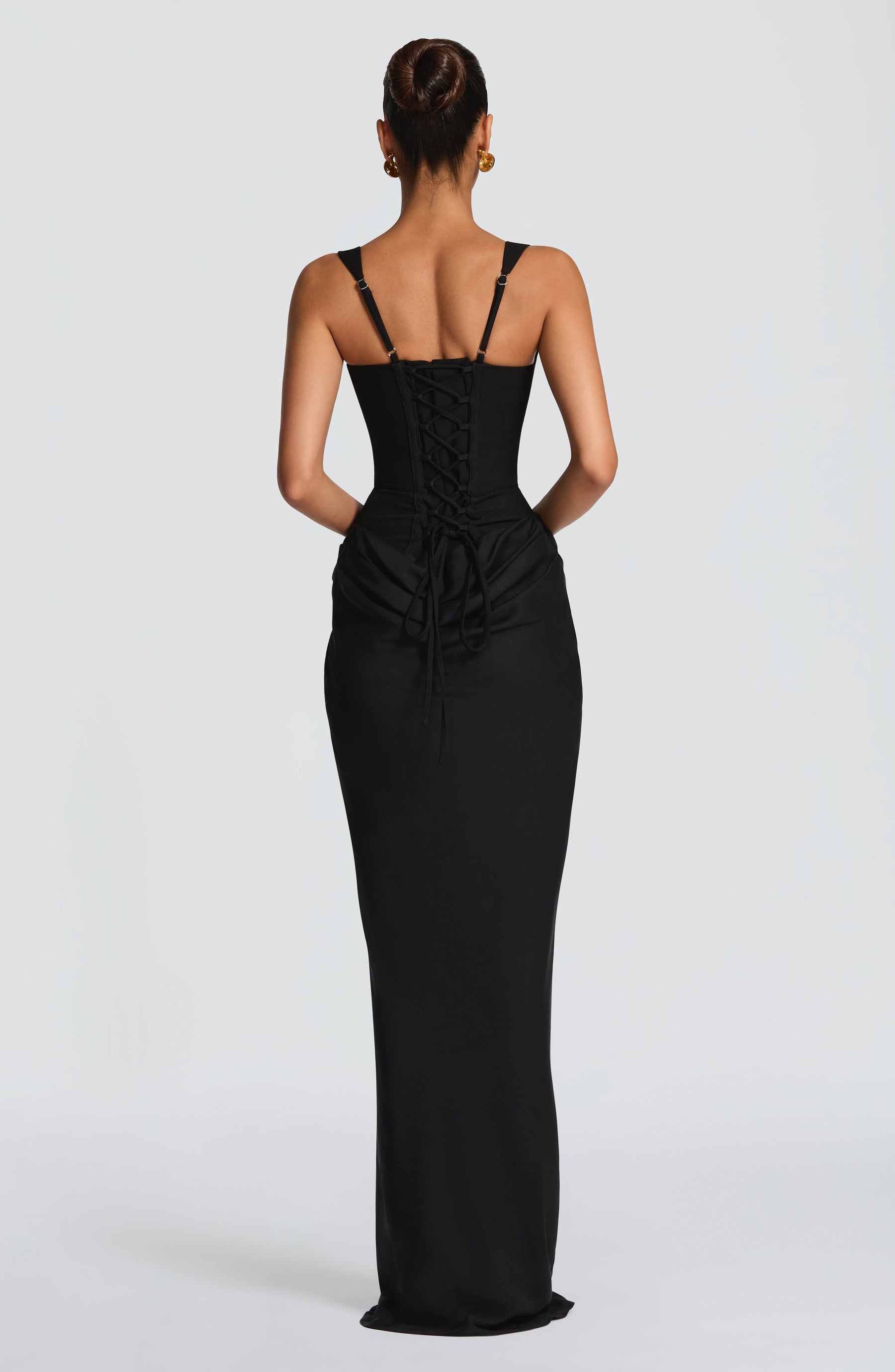 Vestido Feminino Longo com Corselet Estruturado e Decote Quadrado – Mia