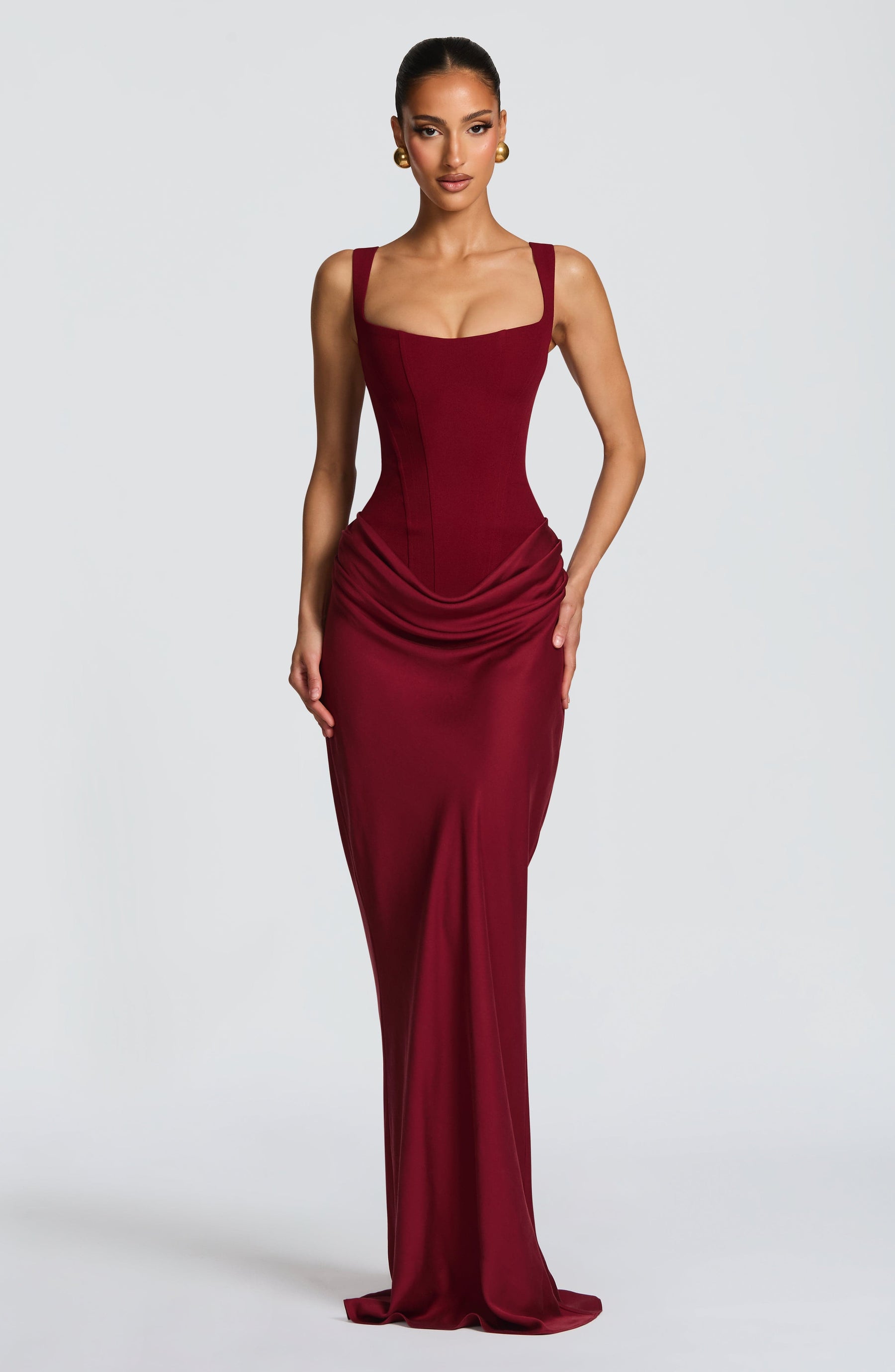 Vestido Feminino Longo com Corselet Estruturado e Decote Quadrado – Mia