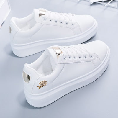 Tênis Branco Casual Feminino - Mônica