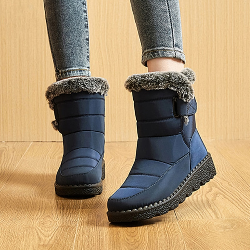 Inverno  Botas de Inverno  botas  bota preta  bota leve  bota feminina preta  bota em promoção  bota de inverno  bota de frio  bota coturno  bota cano medio