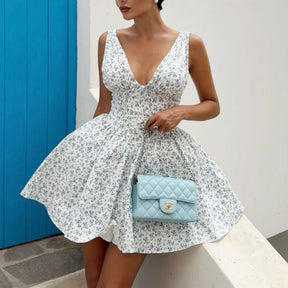 Vestido Curto com Decote V - Barbara