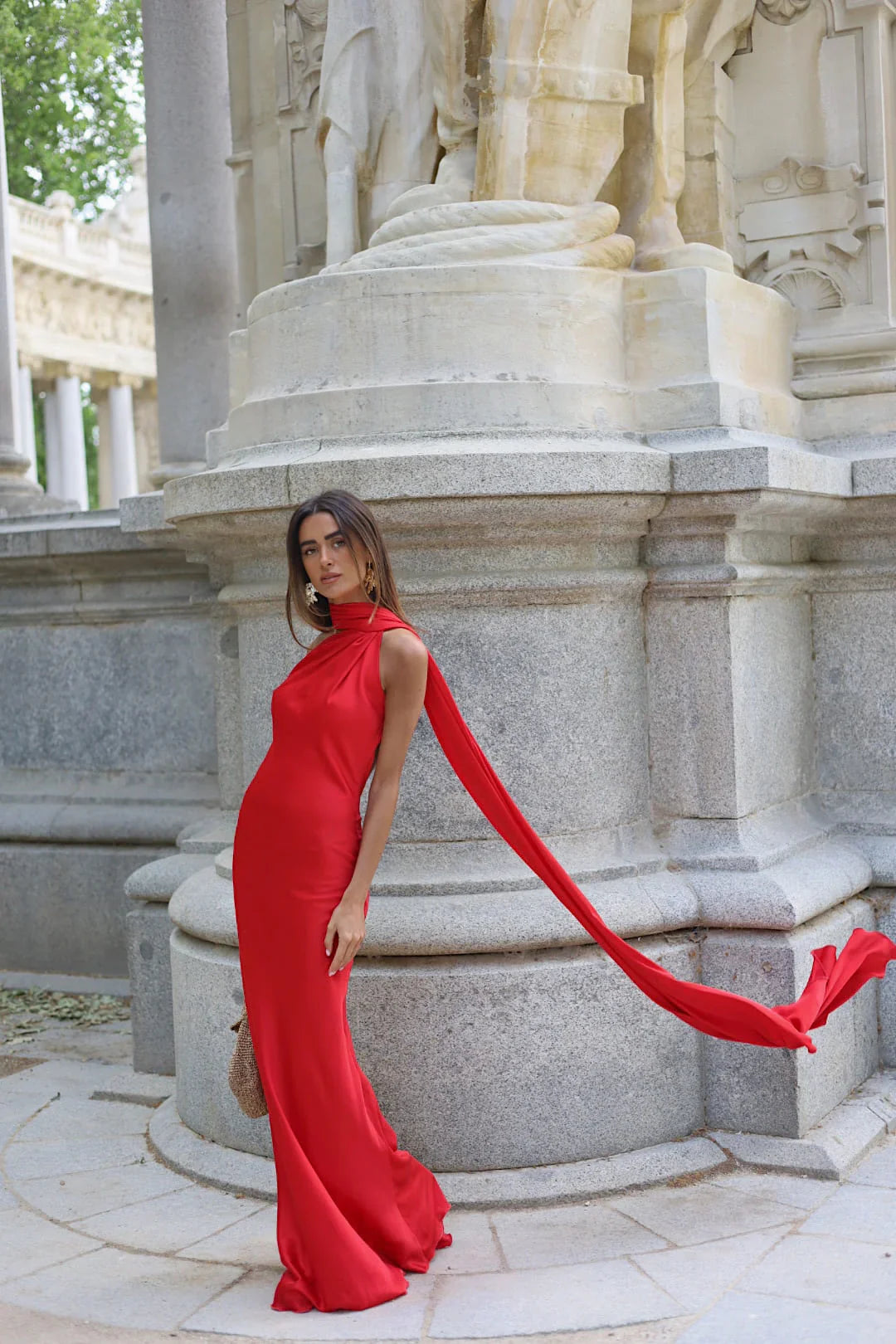 Vestido de Festa Longo de Cetim com Costas Abertas e Faixa - Cannes