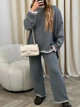 Conjunto com Suéter e Calça com Detalhes em Crochê