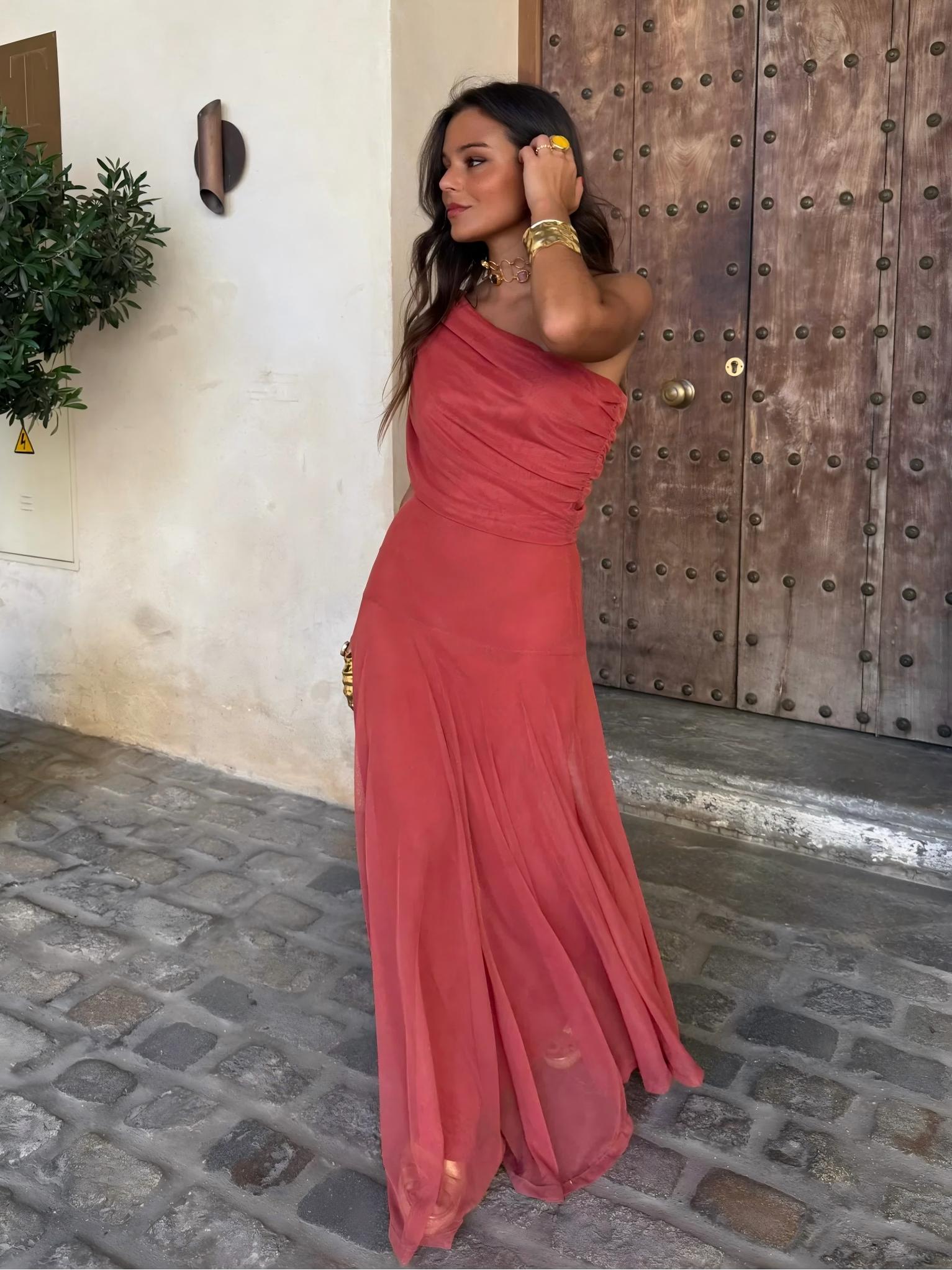 Vestido Feminino Longo Ombro a Ombro de Chiffon com Drapeado – Umbria