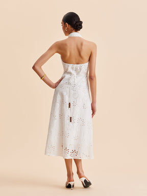 Vestido Midi com Decote Halter e Cinto e Ilhós