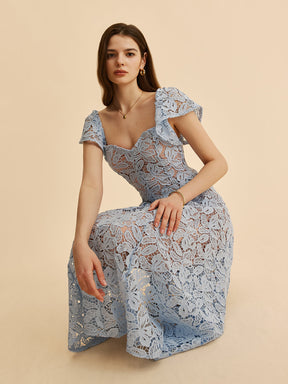 Vestido Midi de Renda com Decote em Coração