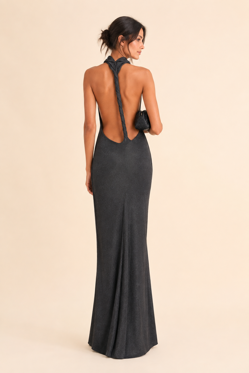 Vestido Longo Metalizado Gola Alta com Costas Abertas - Rafaela