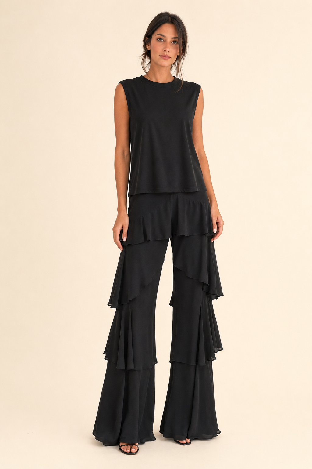Conjunto Feminino Cropped e Calça Pantalona com Babados em Camadas – Noir