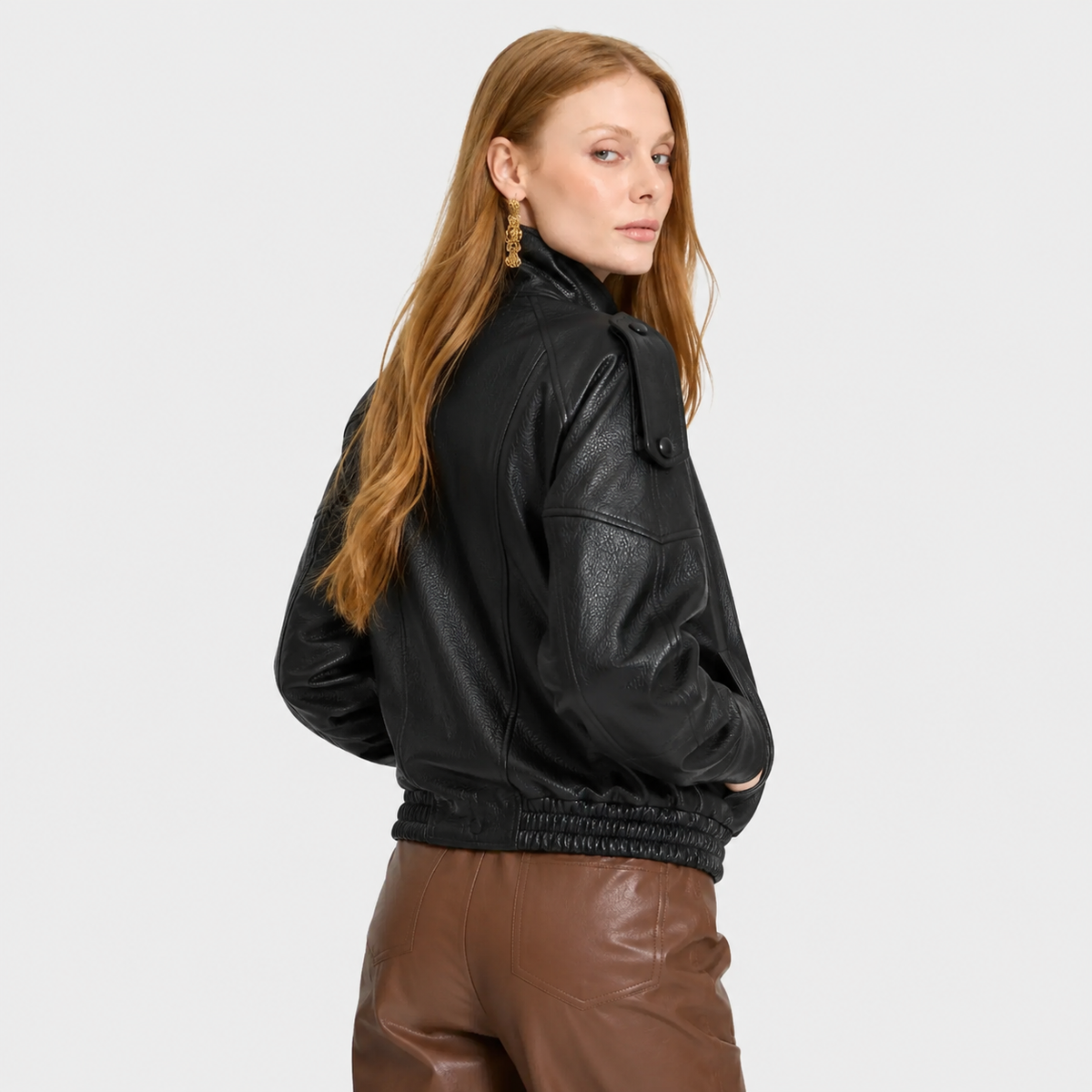 Jaqueta Feminina de Couro Premium Oversized Gola Alta – Bruges