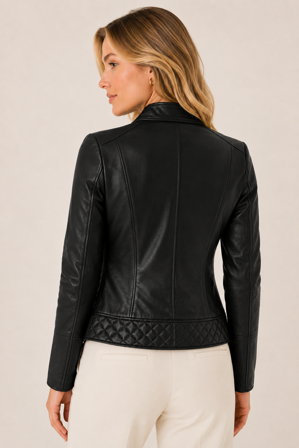 Jaqueta Feminina de Couro Premium Matelassê Estilo Biker – Verona