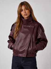 Jaqueta Feminina de Couro Legítimo Oversized Gola Alta – Bruges