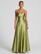 Vestido Feminino Longo de Cetim com Decote Drapeado – Siena