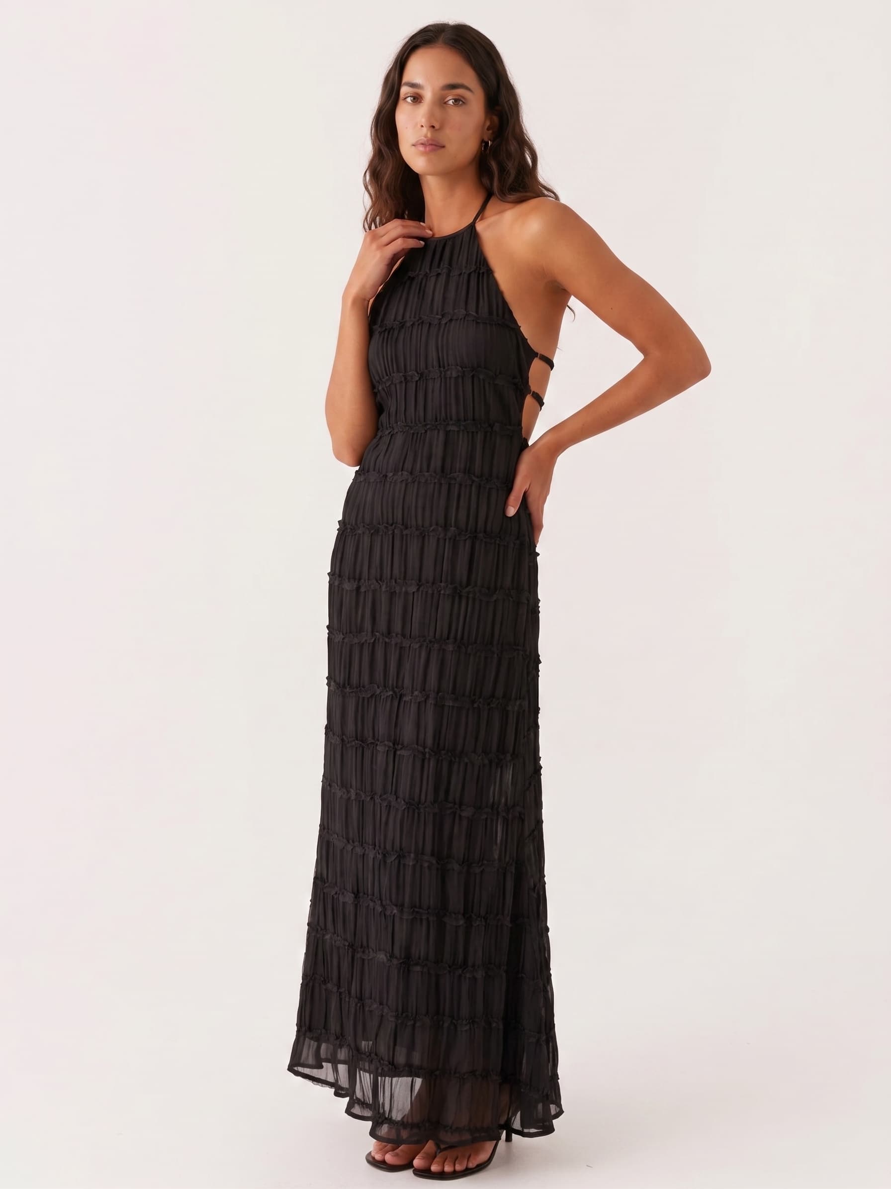 Vestido Longo Gola Alta com Textura em Relevo e Costas Abertas - Anacapri