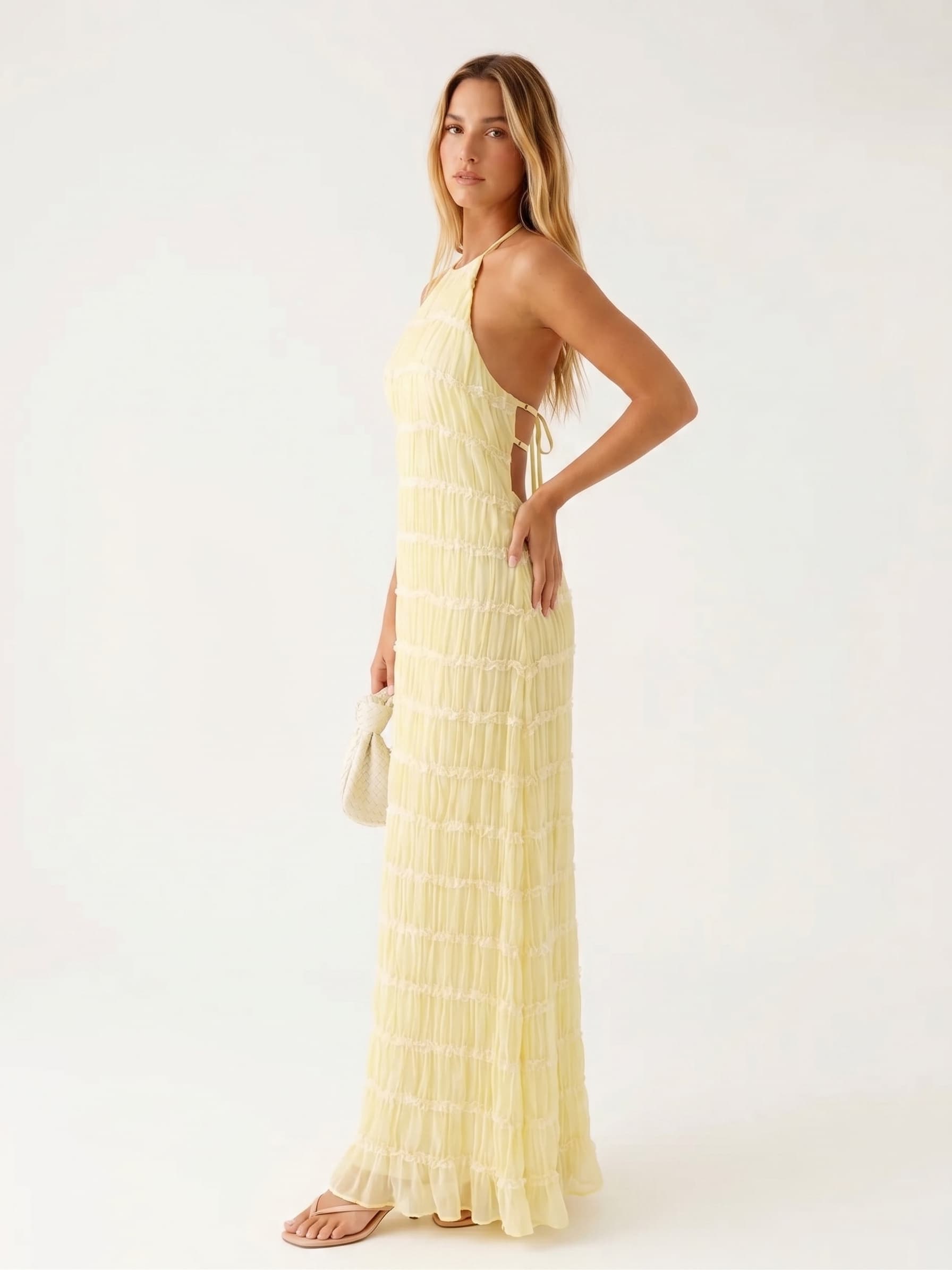 Vestido Longo Gola Alta com Textura em Relevo e Costas Abertas - Anacapri