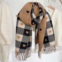Cachecol Cashmere Xadrez com Coração de Malha Premium