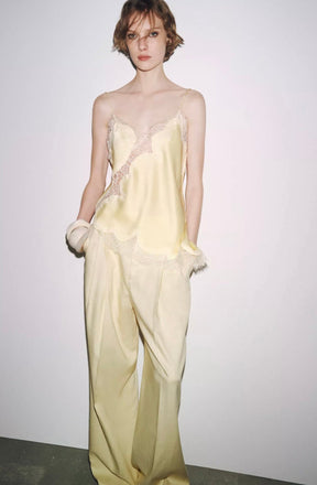 Top de Alça com Renda Acetinada – Éclat