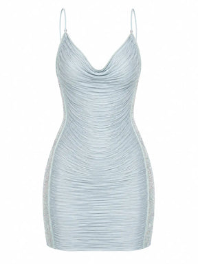 Vestido Curto Azul Claro Justo com Costas Abertas - Capri