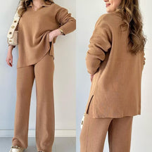 Conjunto de Suéter com Gola e Calça Caneladas em Algodão