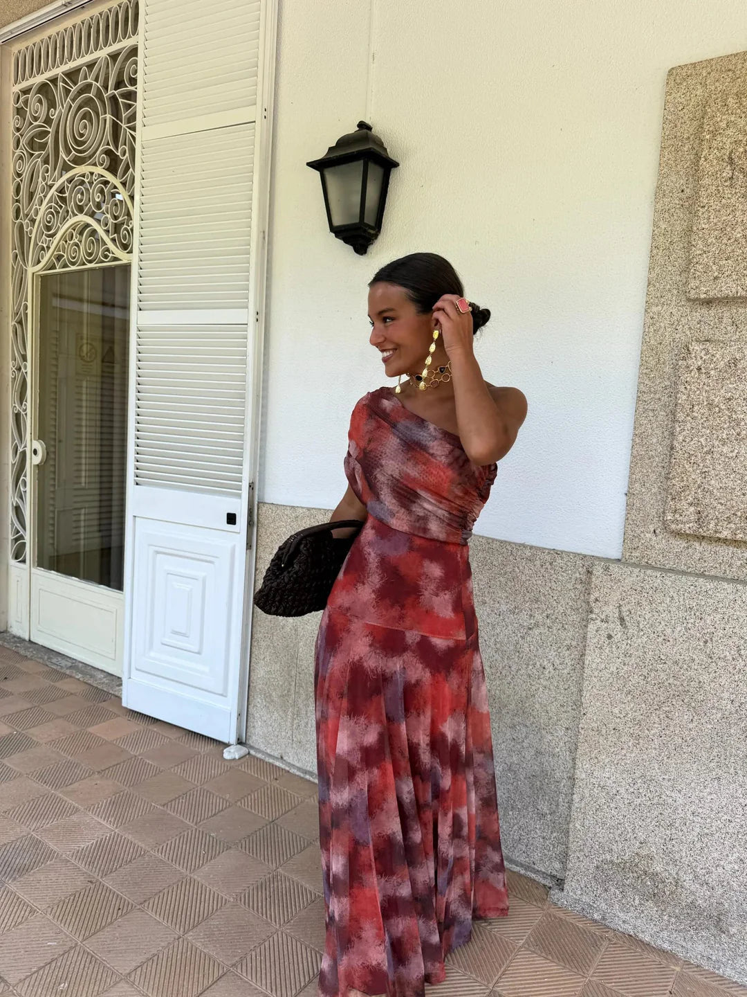 Vestido Feminino Longo Ombro a Ombro de Chiffon com Drapeado – Umbria