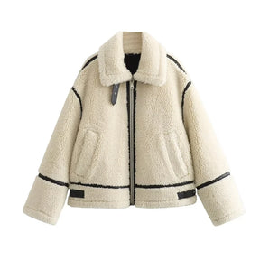 Jaqueta Feminina Peluciada Teddy com Detalhes em Couro – Oslo
