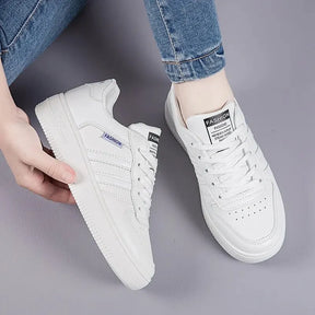 Tênis Feminino Casual de Couro - Fashion