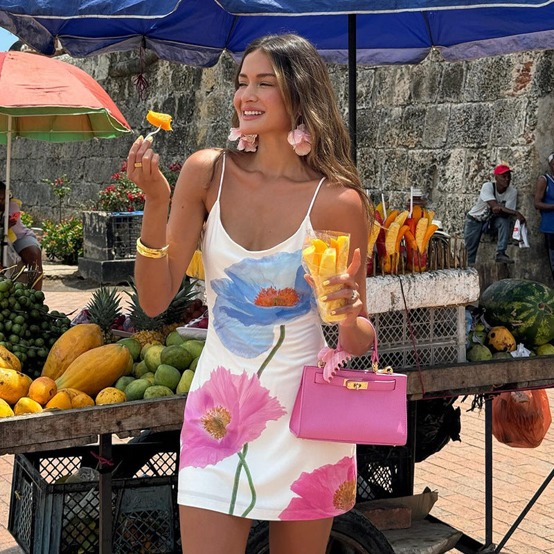 Vestido Curto Estampa Floral de Verão