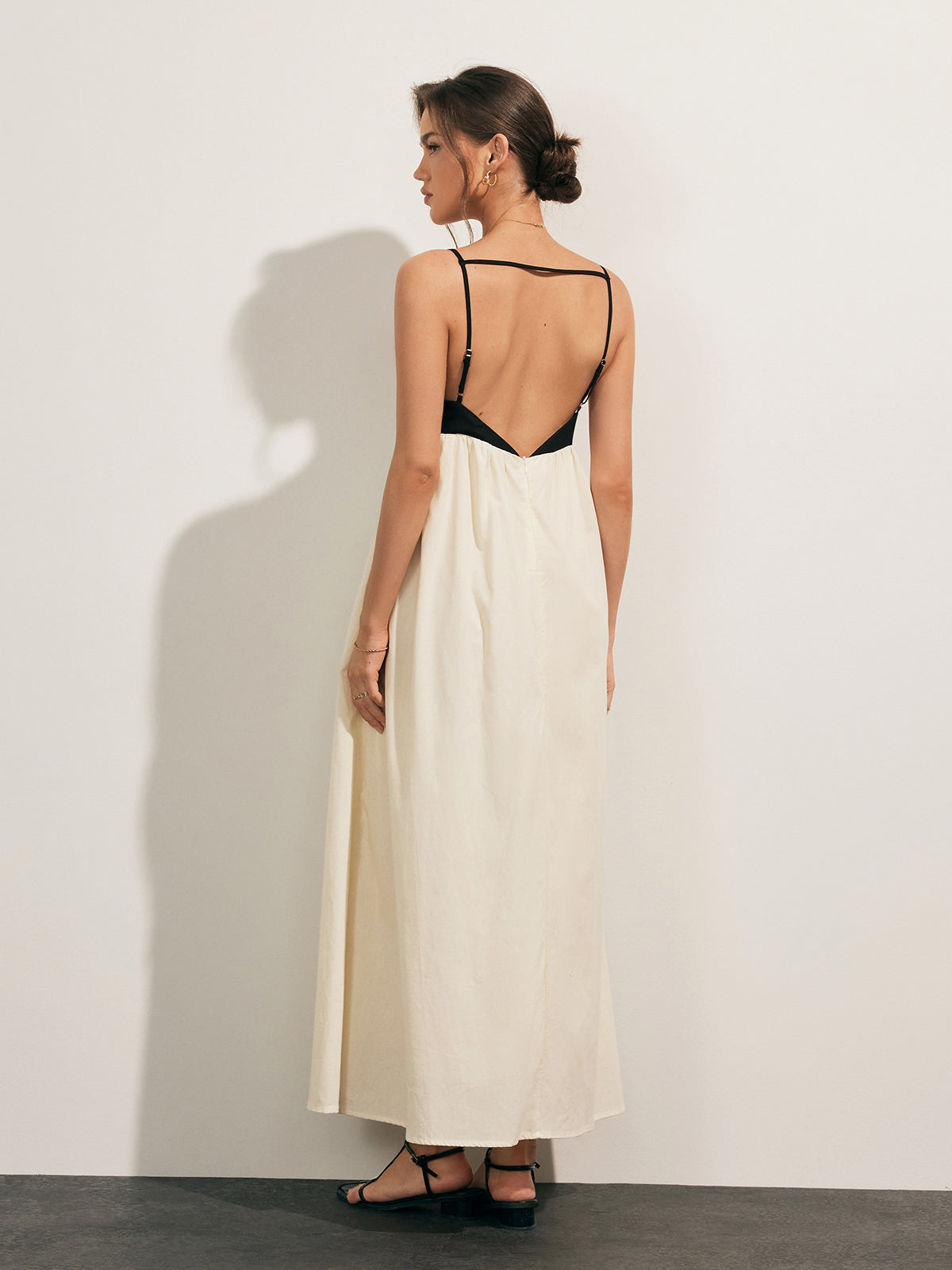 Vestido Longo com Bolso e Costas Aberta - Fleur