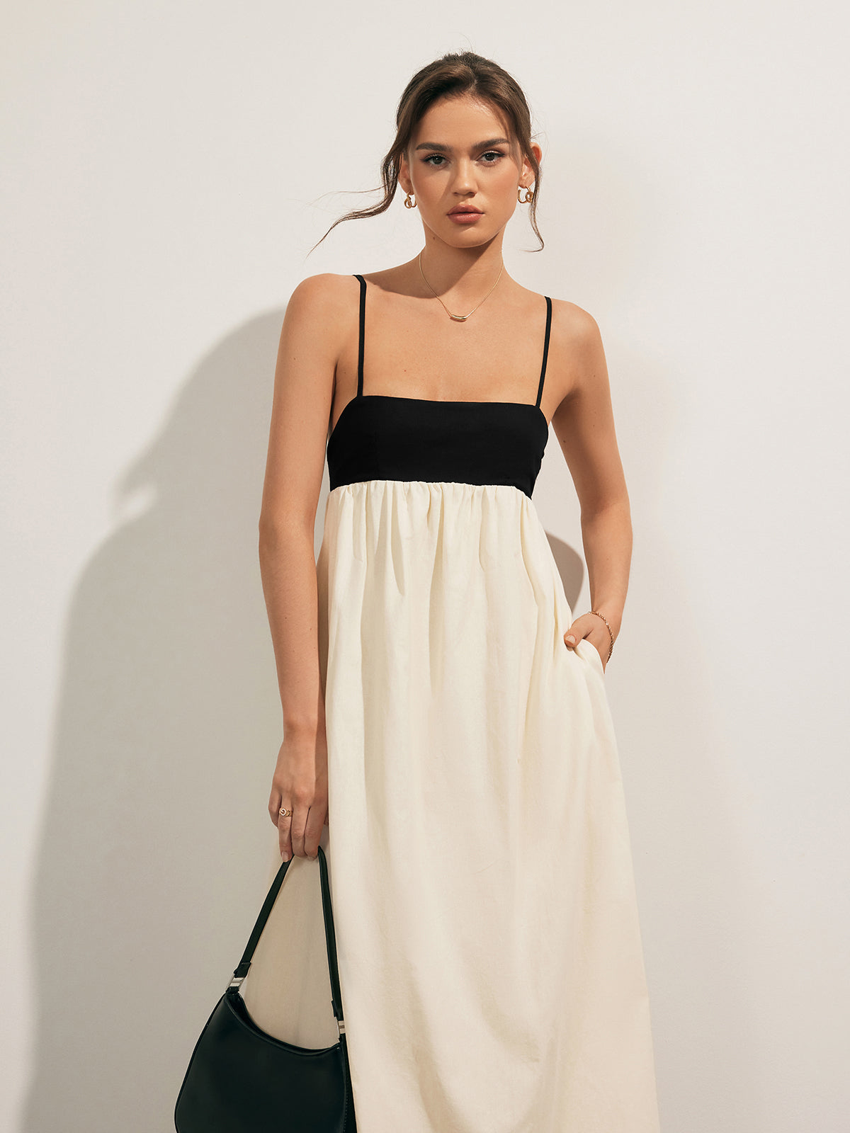 Vestido Longo com Bolso e Costas Aberta - Fleur