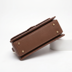 Bolsa Feminina de Couro Legítimo com Alça de Mão Estruturada – Amelia