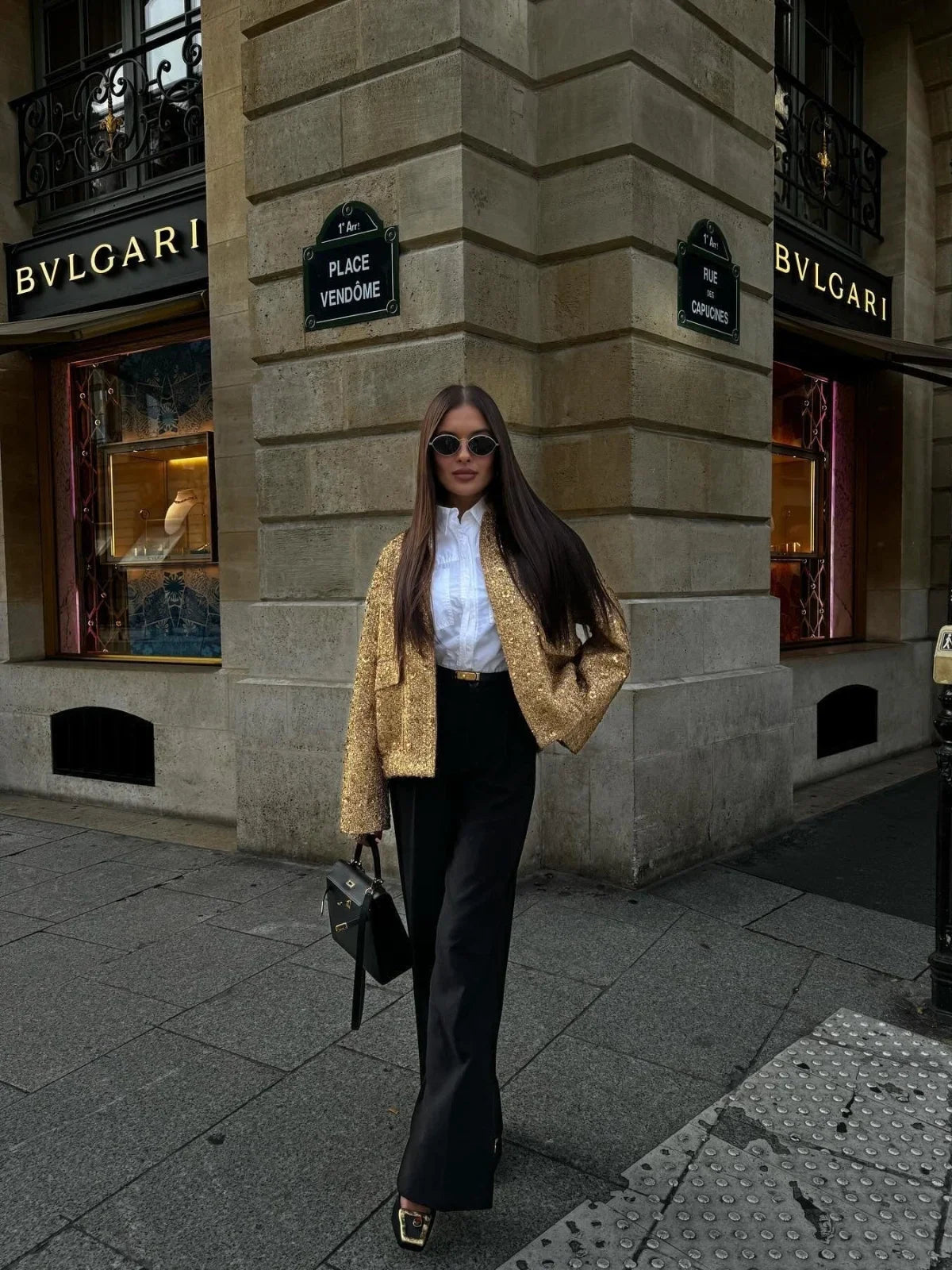 Jaqueta Cropped com Lantejoulas