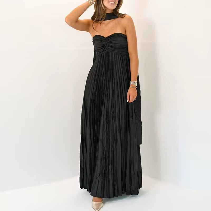 Vestido Feminino Longo Plissado com Echarpe Tomara que Caia – Amabile