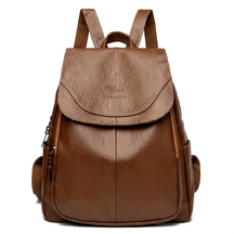 Mochila Feminina de Couro Legítimo com Aba Frontal – Torino