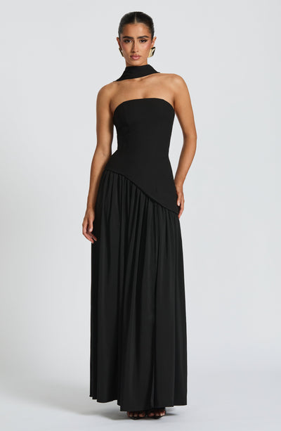 Vestido Feminino Longo Tomara que Caia com Gola Choker e Fenda – Chianti