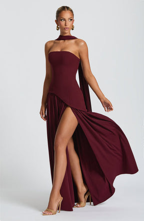 Vestido Feminino Longo Tomara que Caia com Gola Choker e Fenda – Chianti