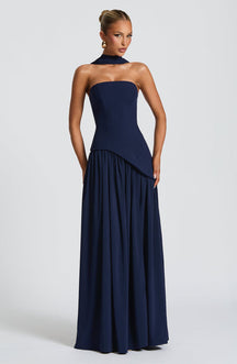 Vestido Feminino Longo Tomara que Caia com Gola Choker e Fenda – Chianti