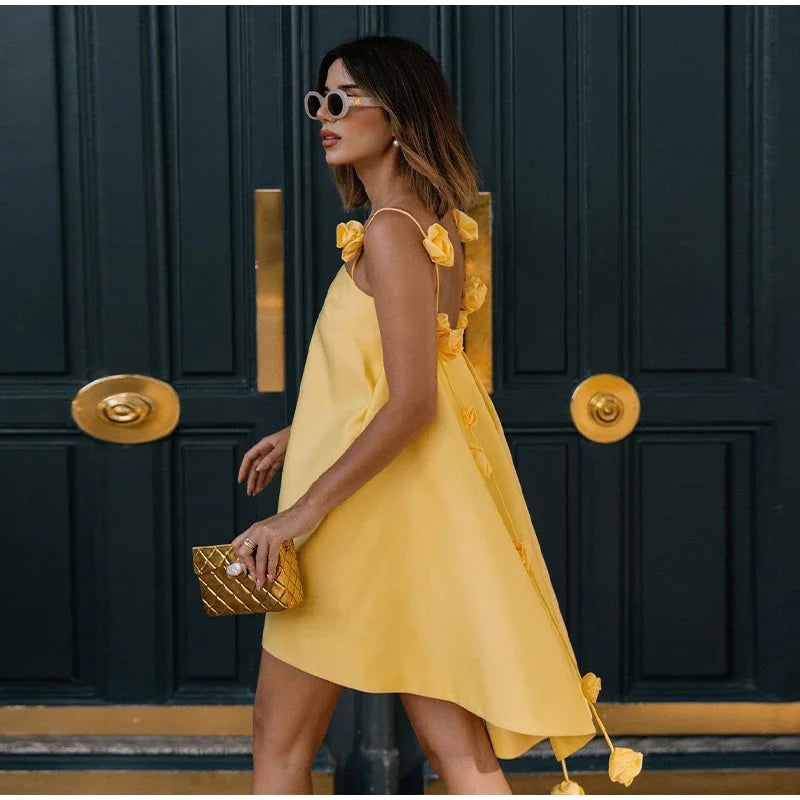 Vestido Curto Acetinado - Solare