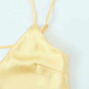 Vestido de Cetim com Alça Ajustável